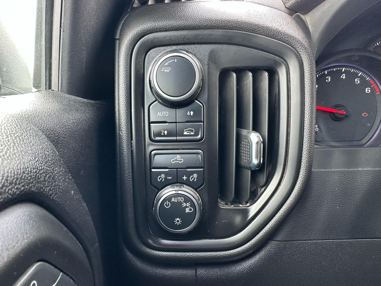 Chevrolet Silverado 1500 Work Truck Double Cab 4WD 2023