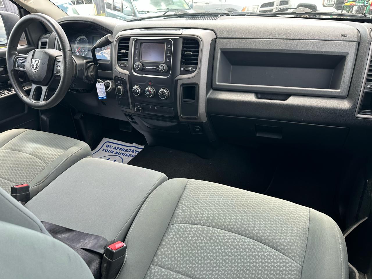 RAM 1500 Classic Tradesman Crew Cab SWB 4WD 2022