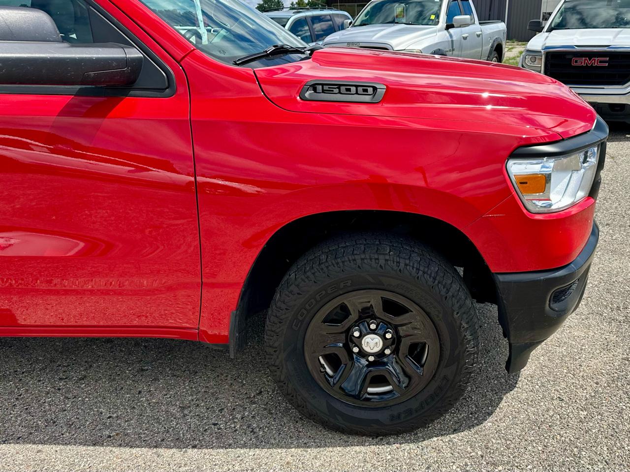 RAM 1500 Tradesman Quad Cab 4WD 2020