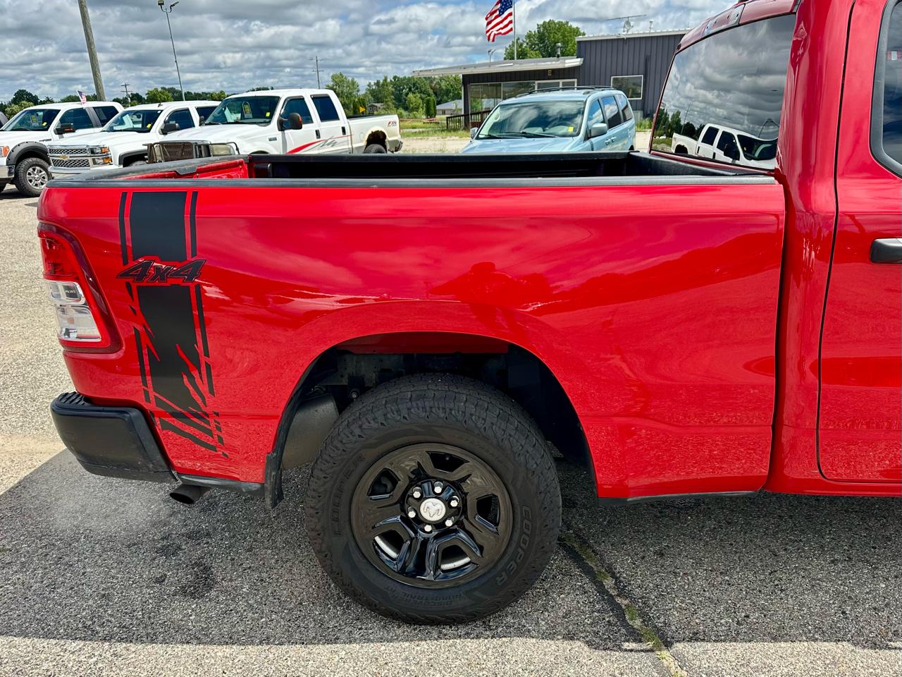 RAM 1500 Tradesman Quad Cab 4WD 2020