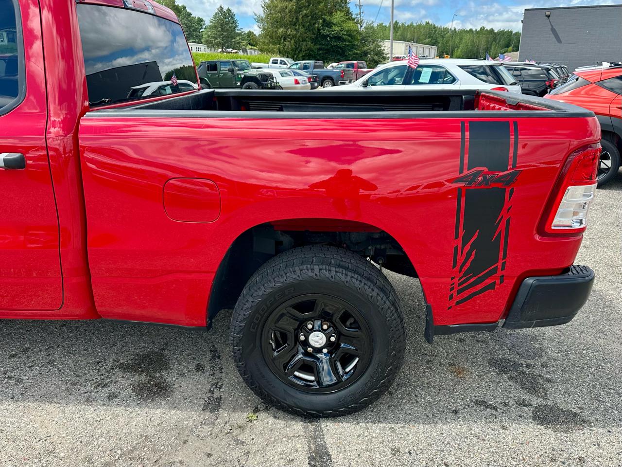 RAM 1500 Tradesman Quad Cab 4WD 2020
