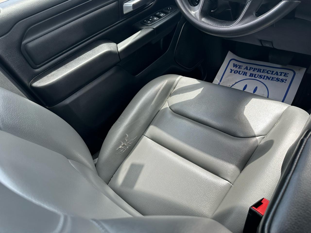 RAM 1500 Tradesman Quad Cab 4WD 2020