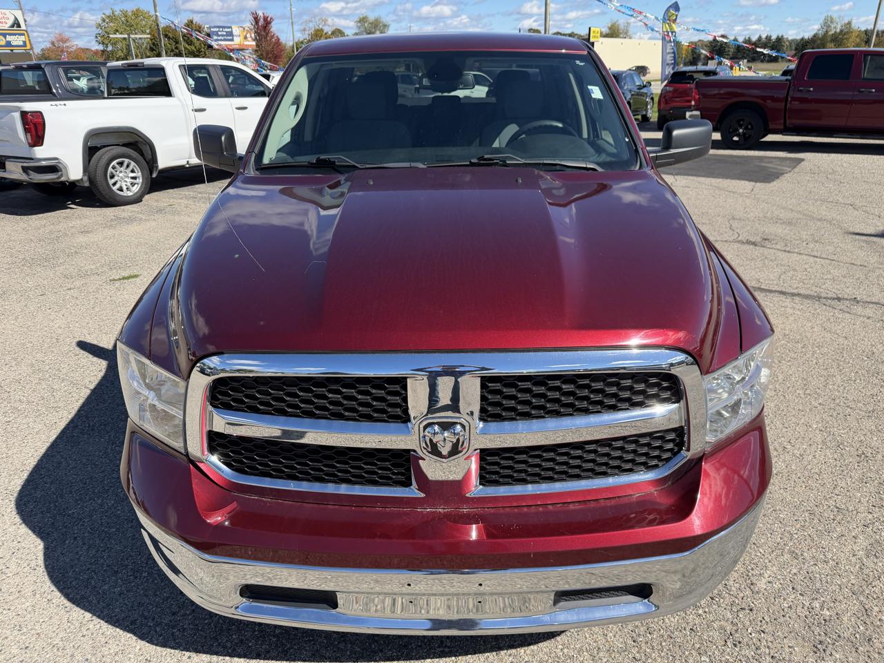 RAM 1500 Classic Warlock 4x4 Crew Cab 5'7" Box 2023