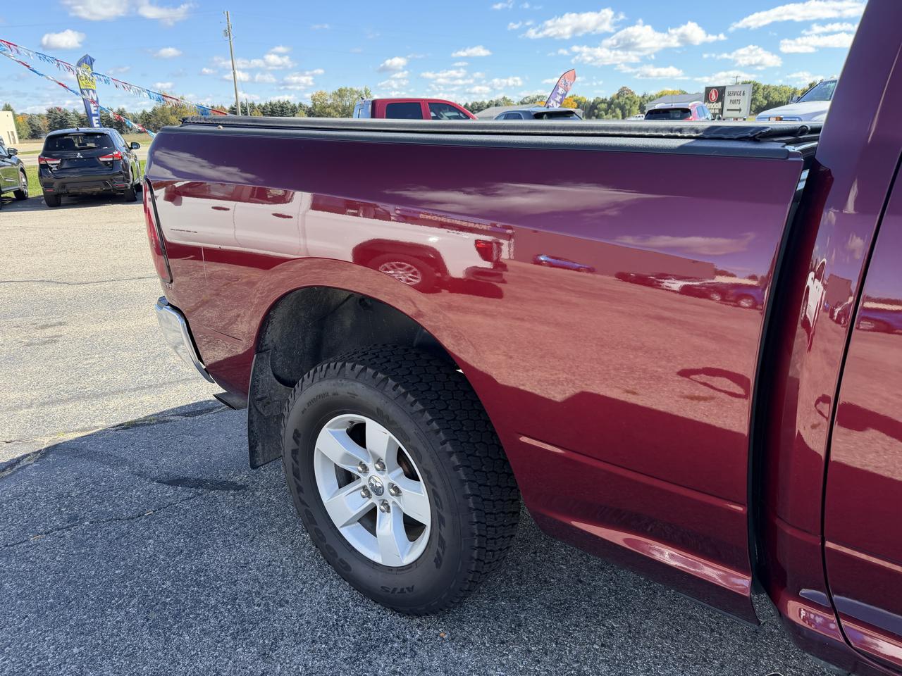 RAM 1500 Classic Warlock 4x4 Crew Cab 5'7" Box 2023