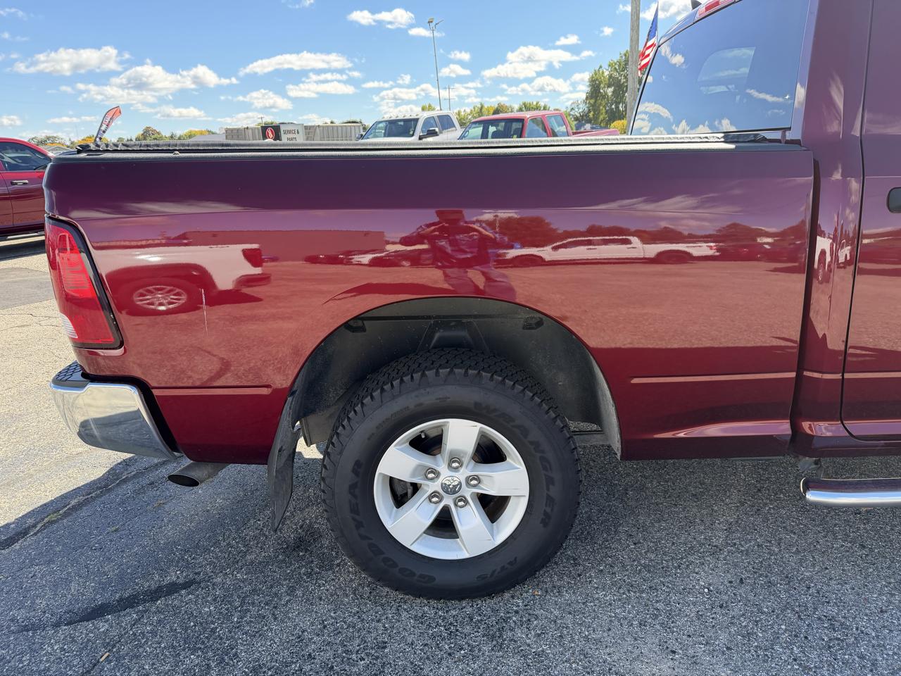 RAM 1500 Classic Warlock 4x4 Crew Cab 5'7" Box 2023