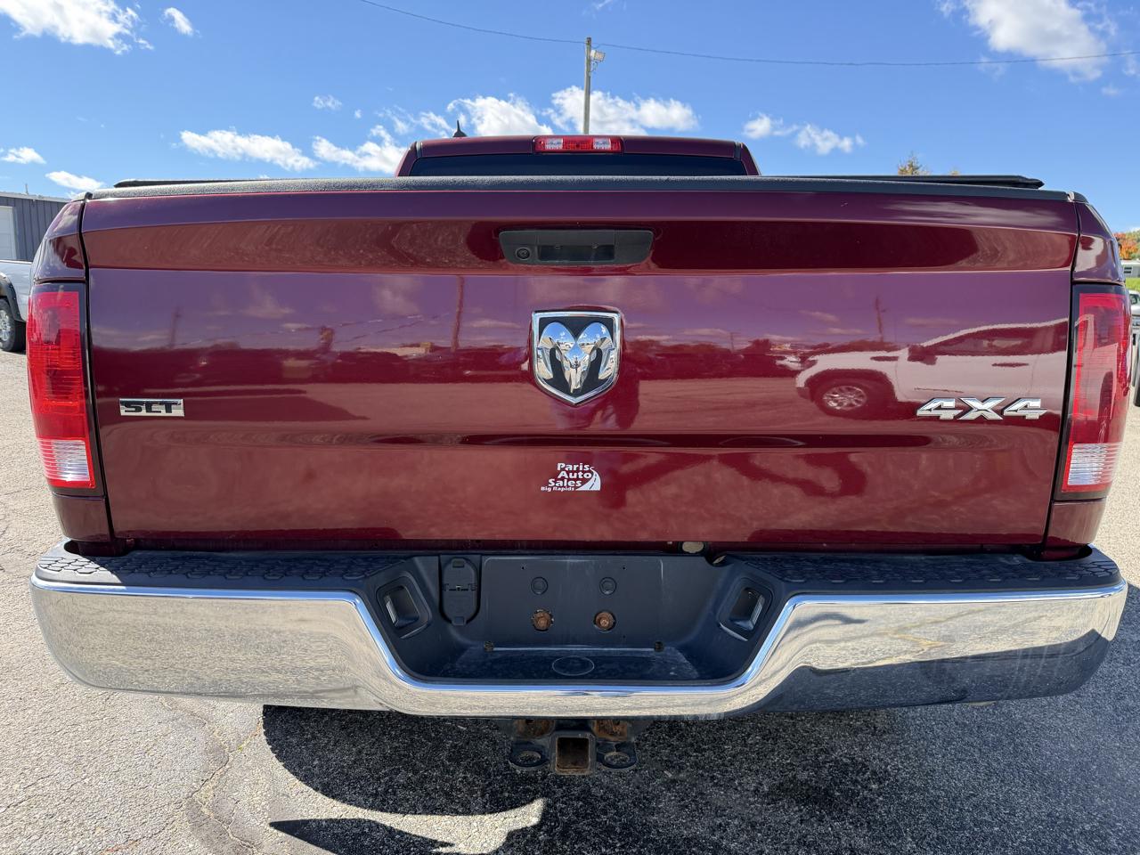 RAM 1500 Classic Warlock 4x4 Crew Cab 5'7" Box 2023
