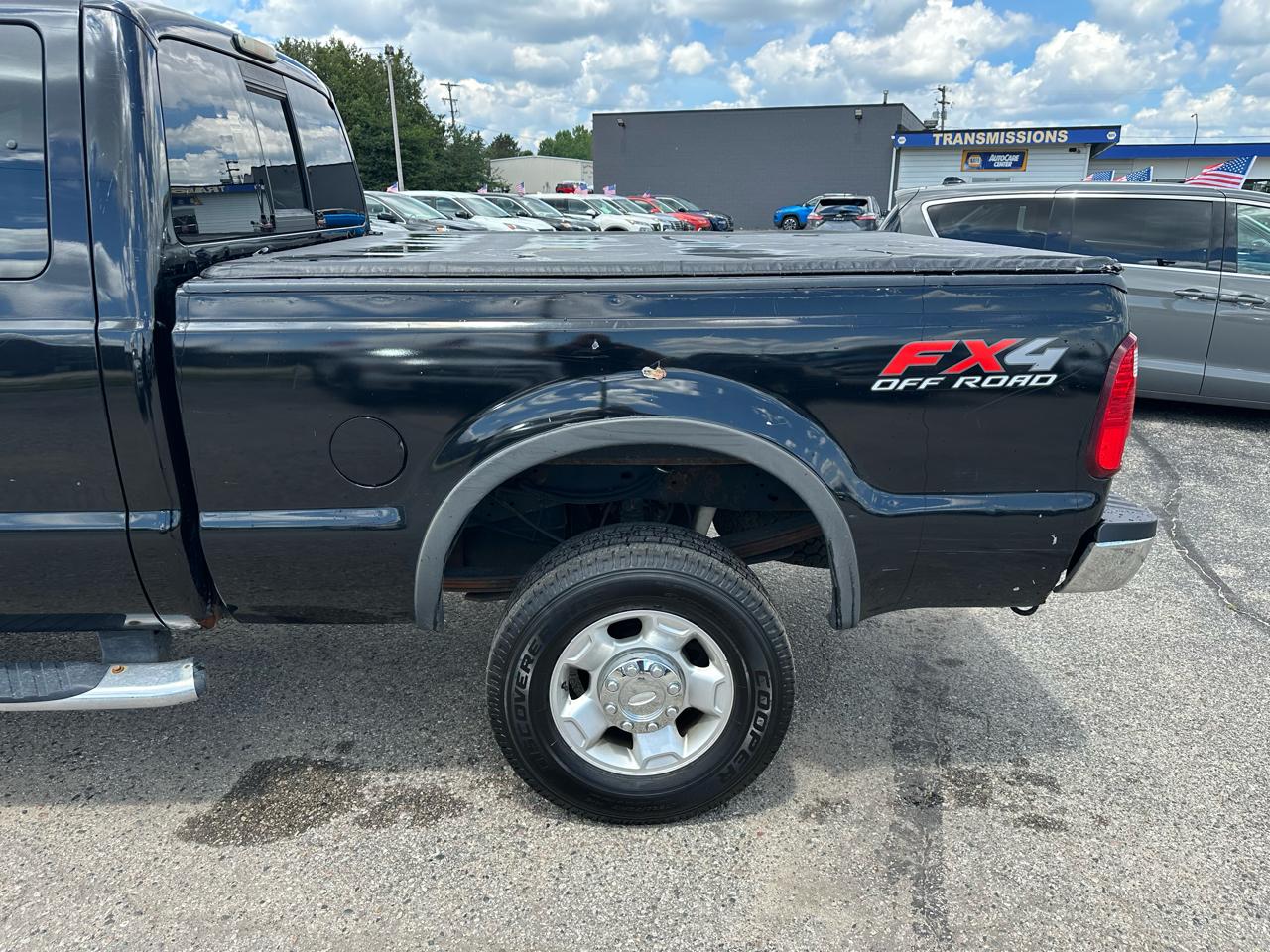 Ford F-250 SD XL SuperCab 4WD 2010