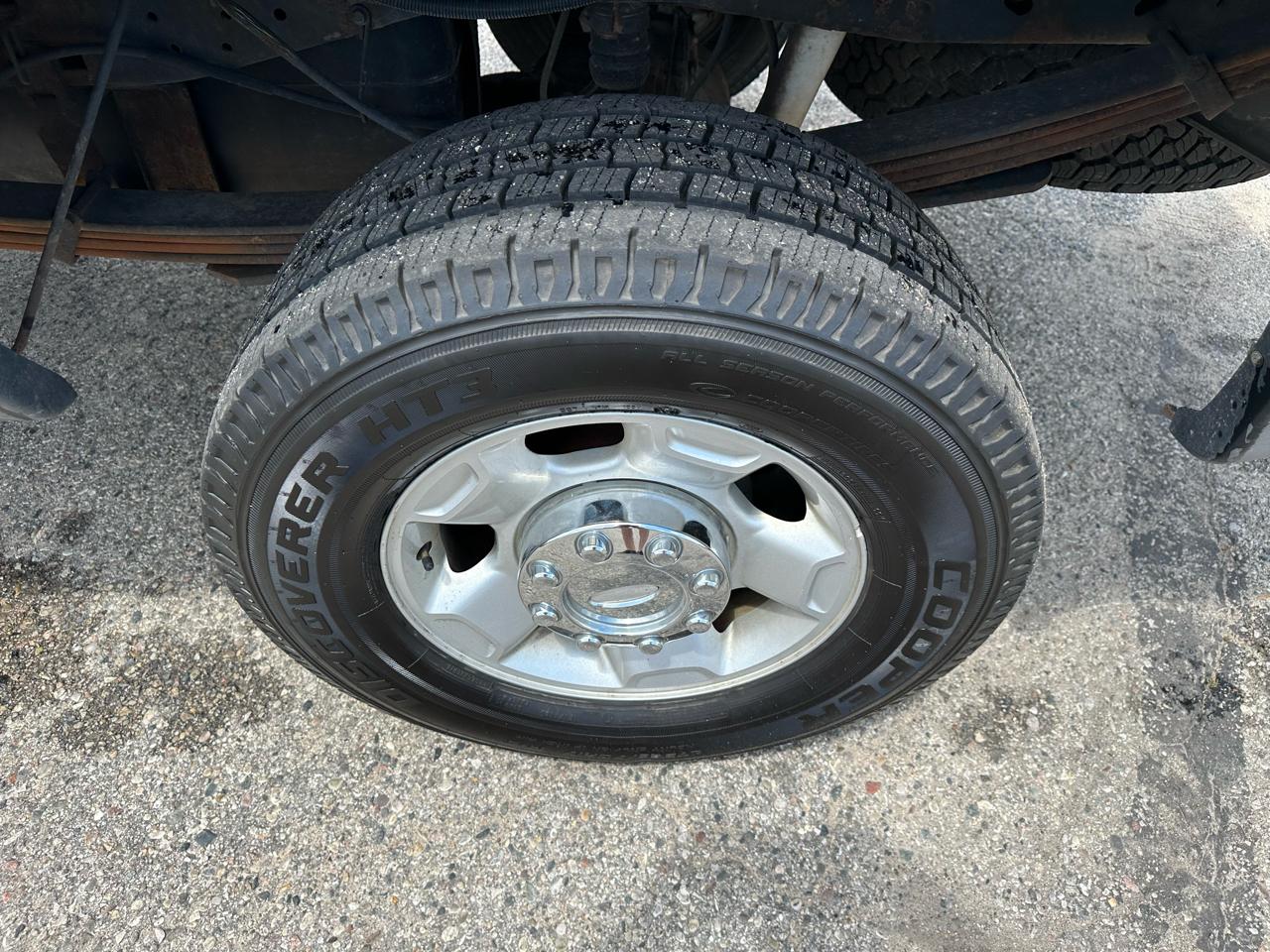 Ford F-250 SD XL SuperCab 4WD 2010