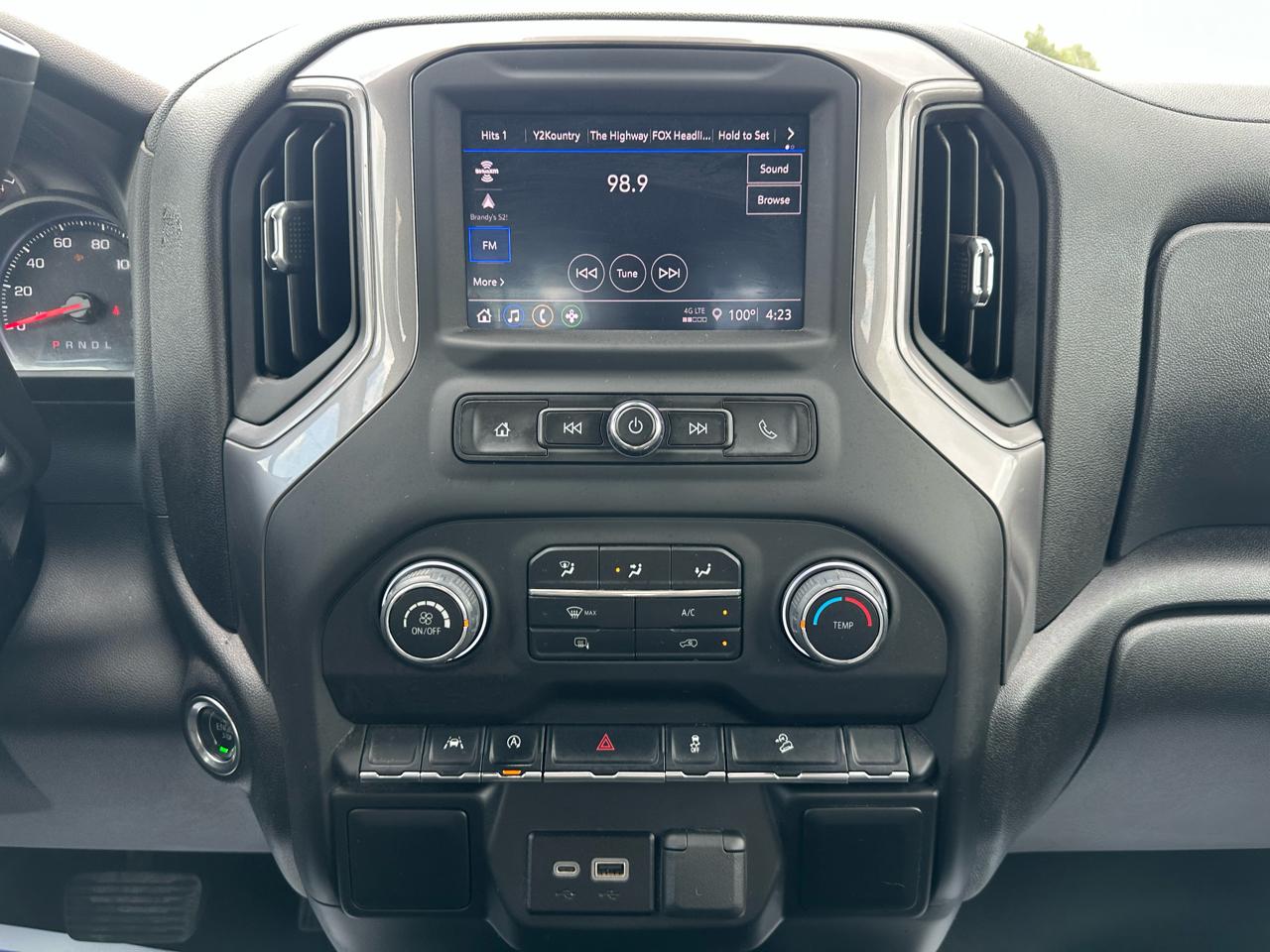 Chevrolet Silverado 1500 RST Crew Cab 2WD 2024