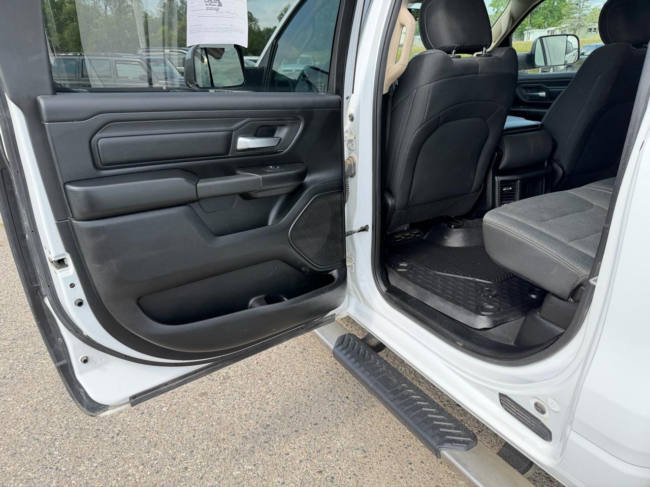 RAM 1500 Tradesman Crew Cab LWB 4WD 2019
