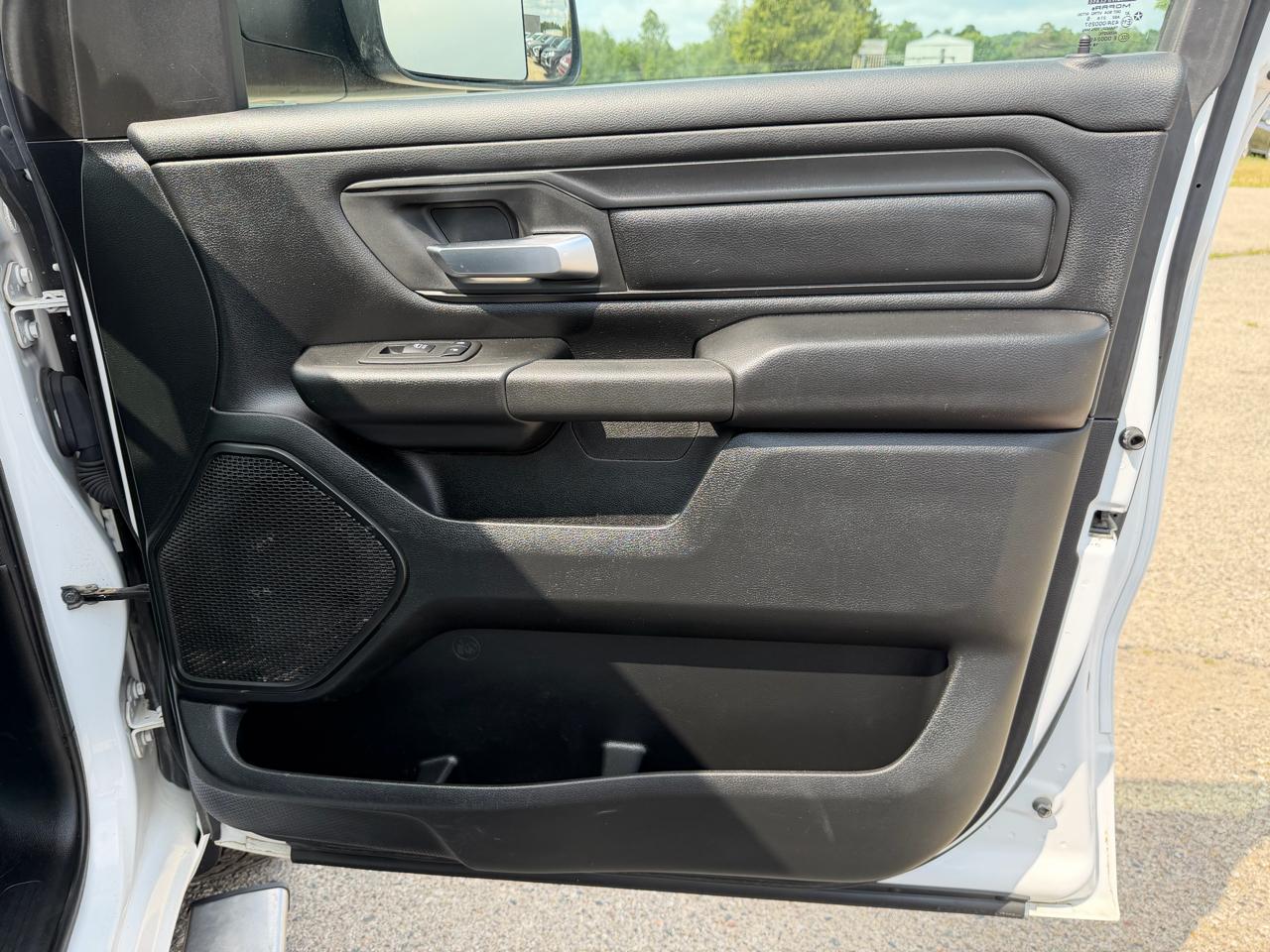 RAM 1500 Tradesman Crew Cab LWB 4WD 2019