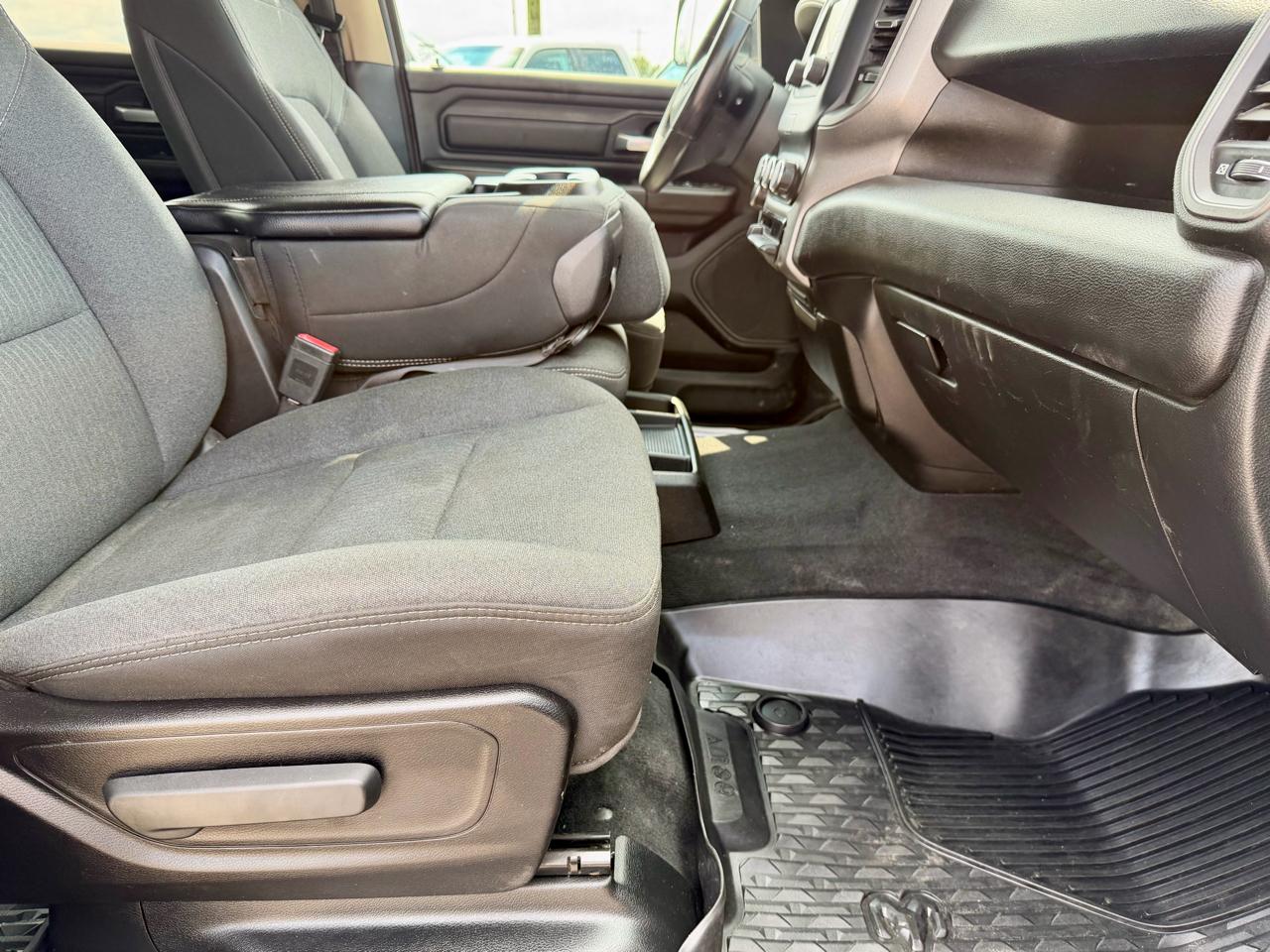 RAM 1500 Tradesman Crew Cab LWB 4WD 2019