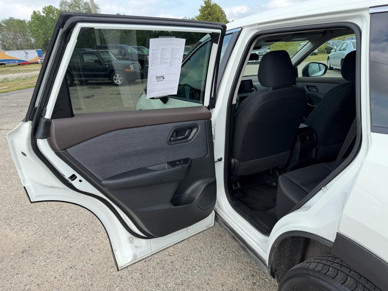 Nissan Rogue S AWD 2023