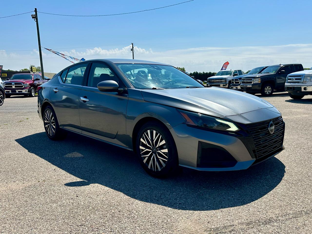 Nissan Altima 2.5 SV 2023