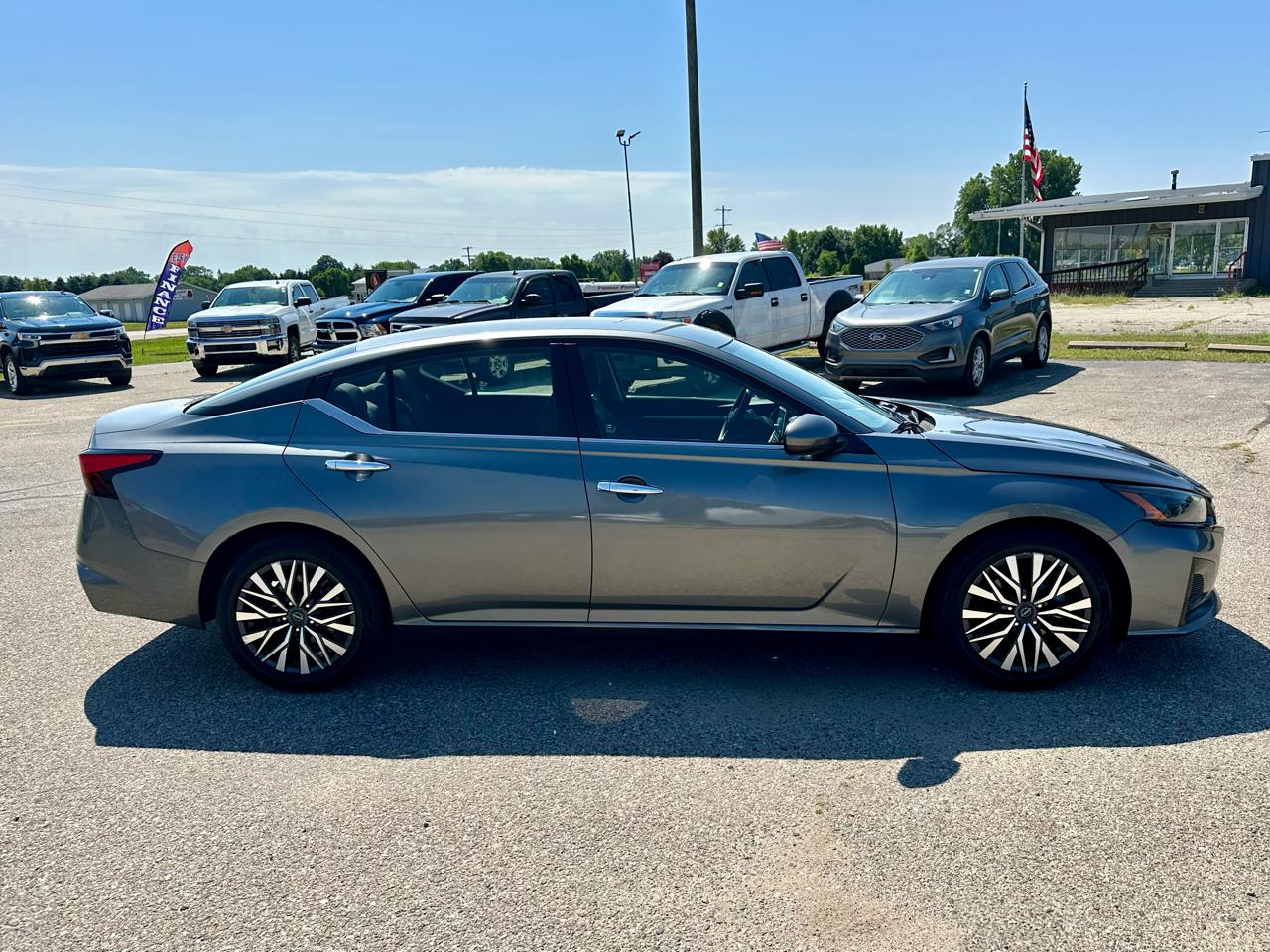Nissan Altima 2.5 SV 2023