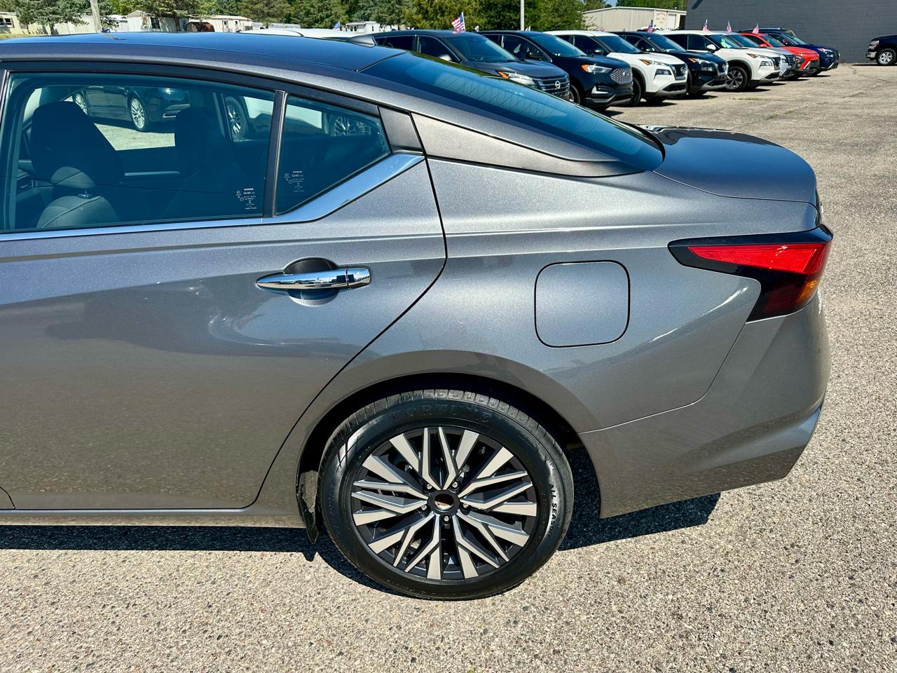 Nissan Altima 2.5 SV 2023