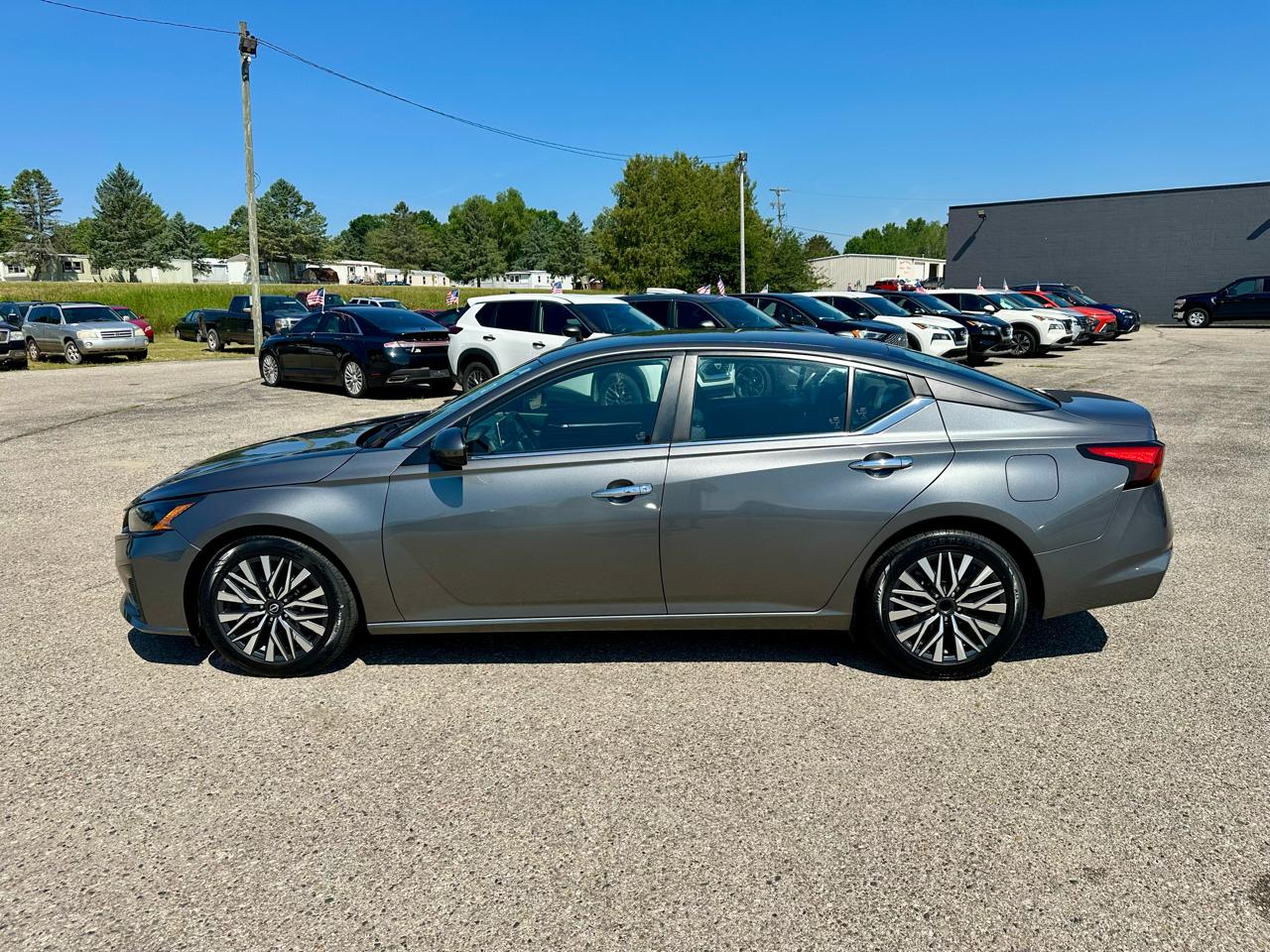 Nissan Altima 2.5 SV 2023