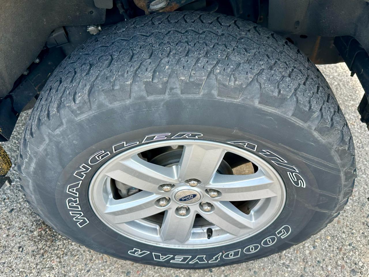 Ford F-150 XLT 4WD SuperCab 8' Box 2022