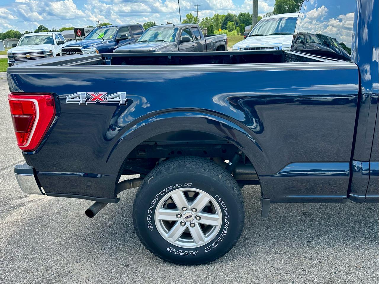 Ford F-150 XLT 4WD SuperCab 8' Box 2022