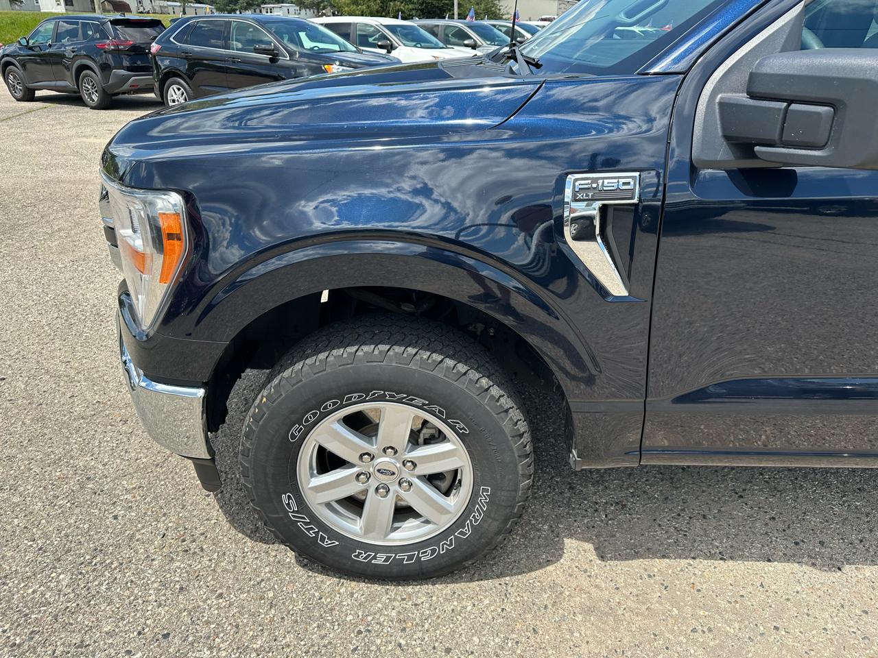 Ford F-150 XLT 4WD SuperCab 8' Box 2022