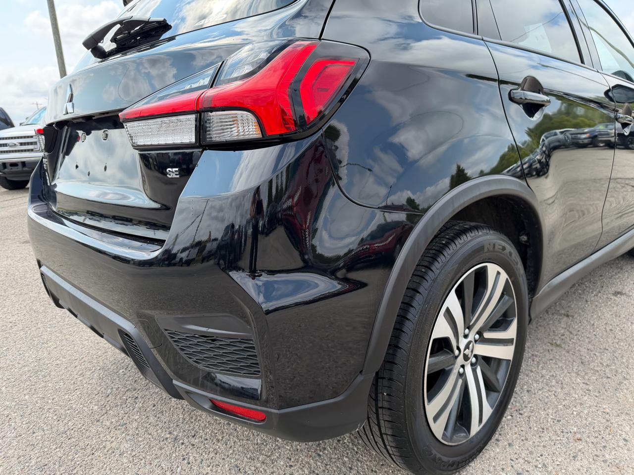 Mitsubishi Outlander Sport 2.0 ES 4WD 2024