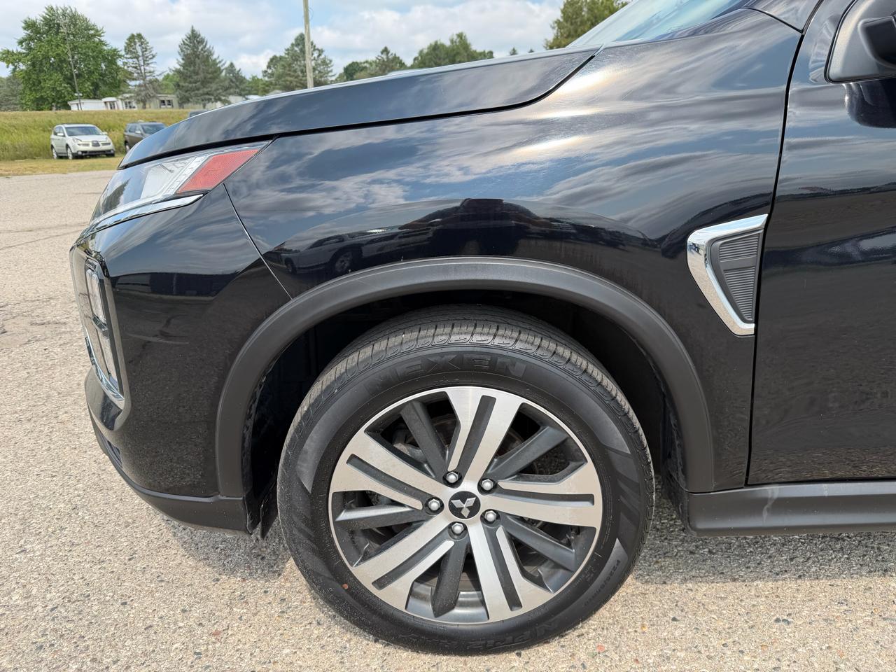 Mitsubishi Outlander Sport 2.0 ES 4WD 2024