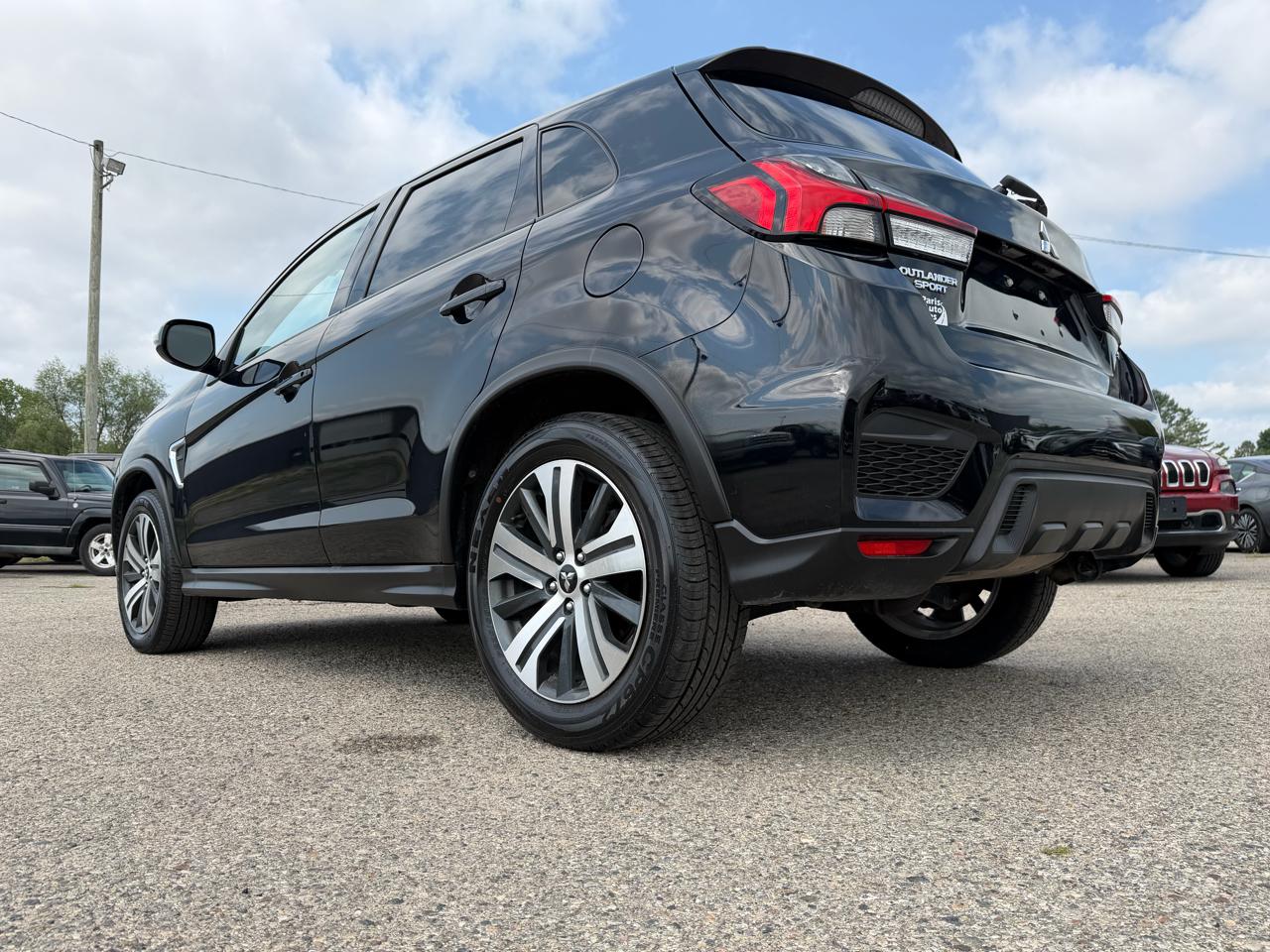 Mitsubishi Outlander Sport 2.0 ES 4WD 2024