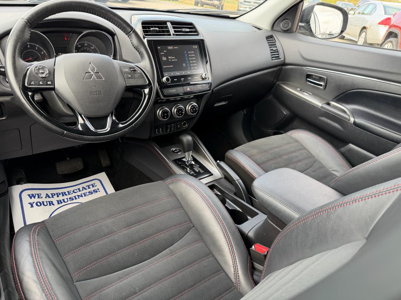 Mitsubishi Outlander Sport 2.0 ES 4WD 2024