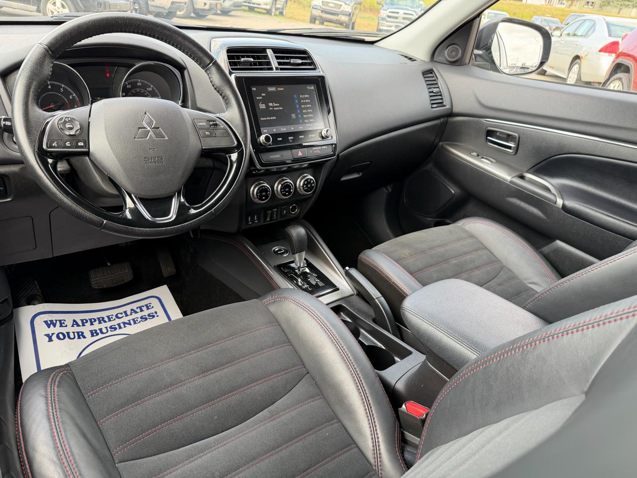 Mitsubishi Outlander Sport 2.0 ES 4WD 2024