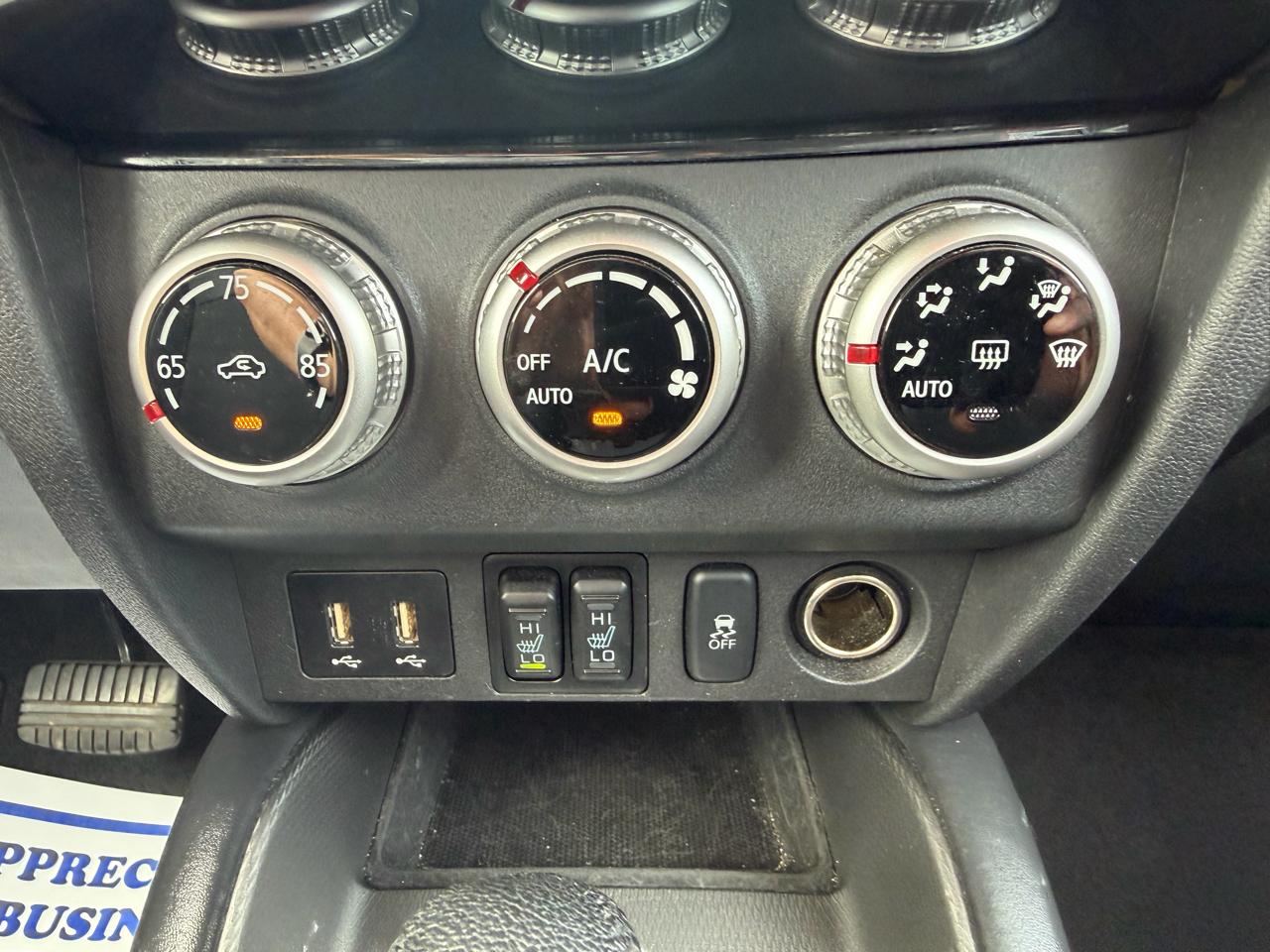 Mitsubishi Outlander Sport 2.0 ES 4WD 2024