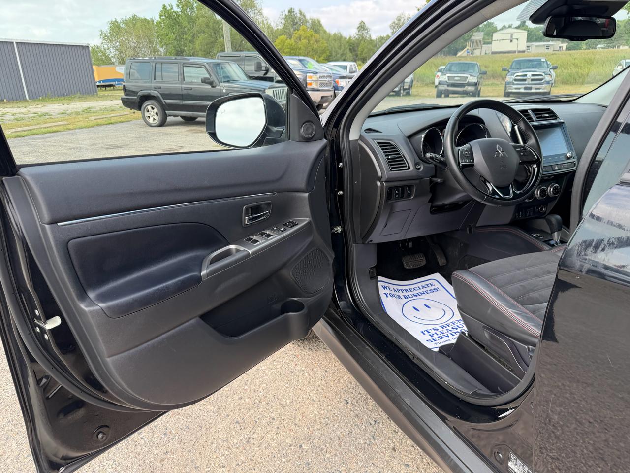 Mitsubishi Outlander Sport 2.0 ES 4WD 2024