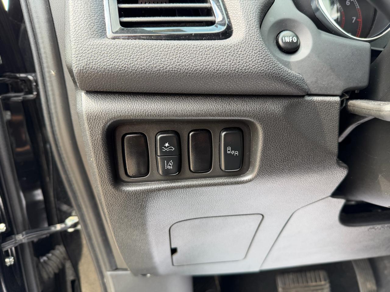 Mitsubishi Outlander Sport 2.0 ES 4WD 2024