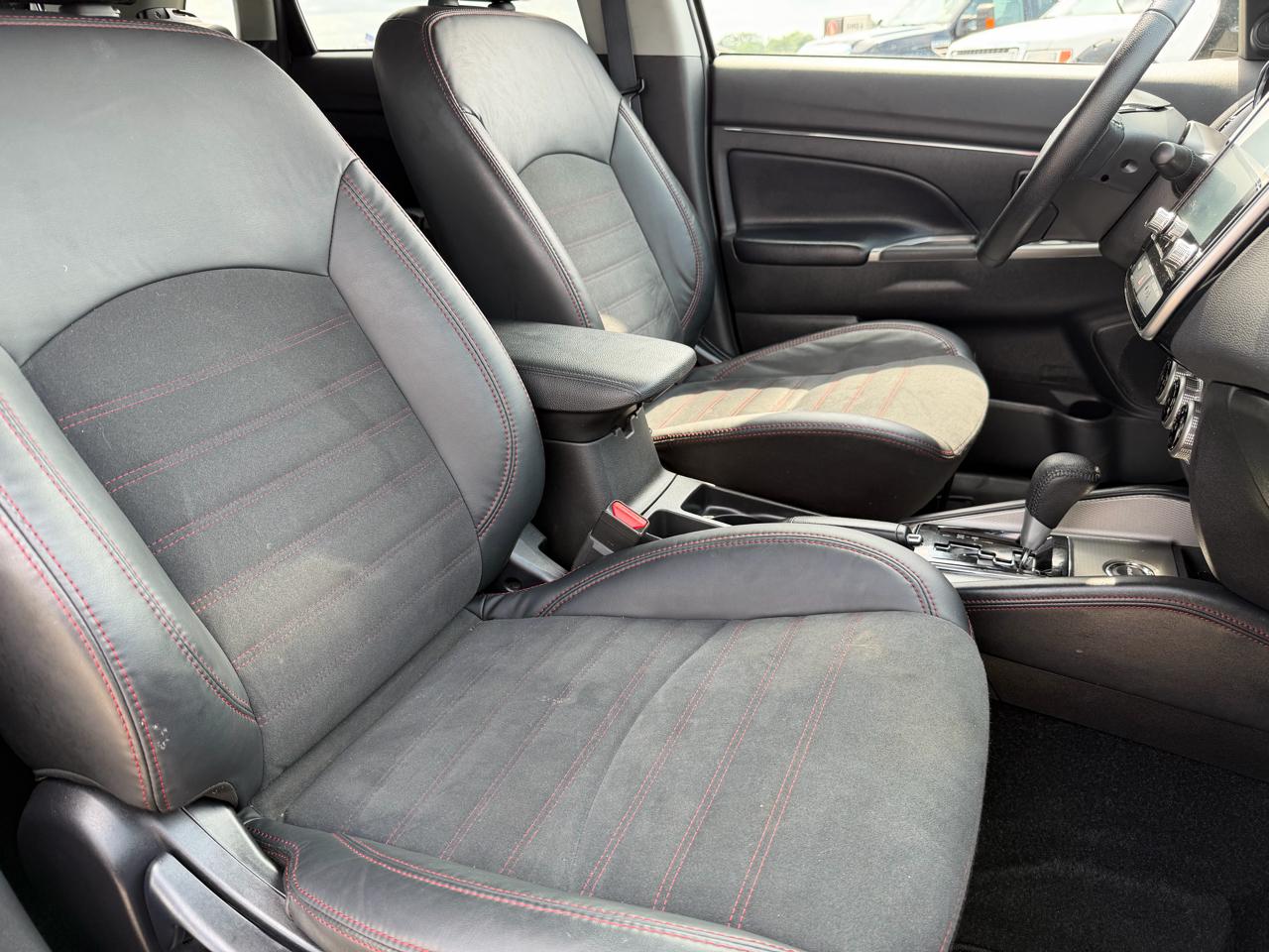 Mitsubishi Outlander Sport 2.0 ES 4WD 2024