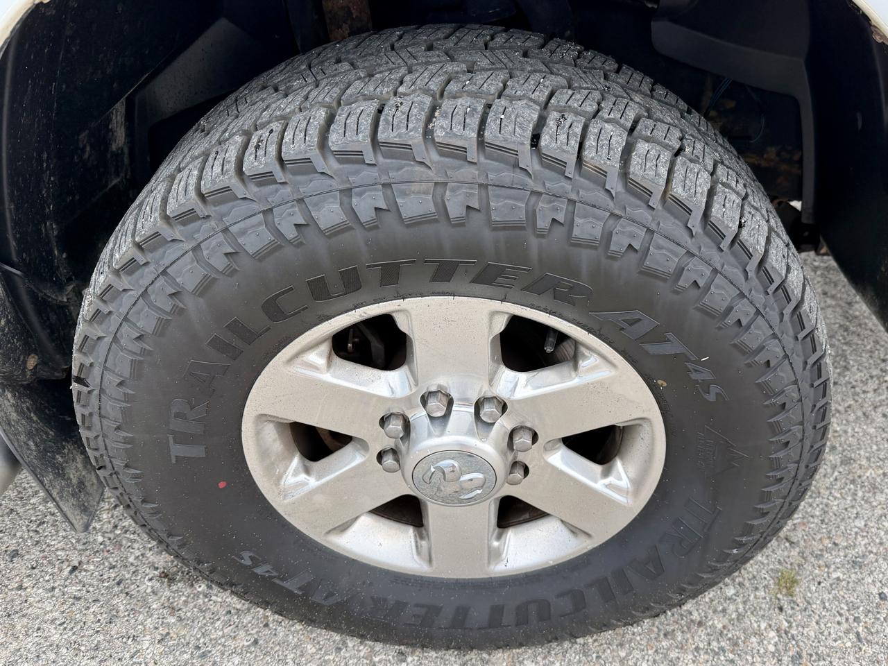 RAM 2500 SLT Crew Cab SWB 4WD 2015