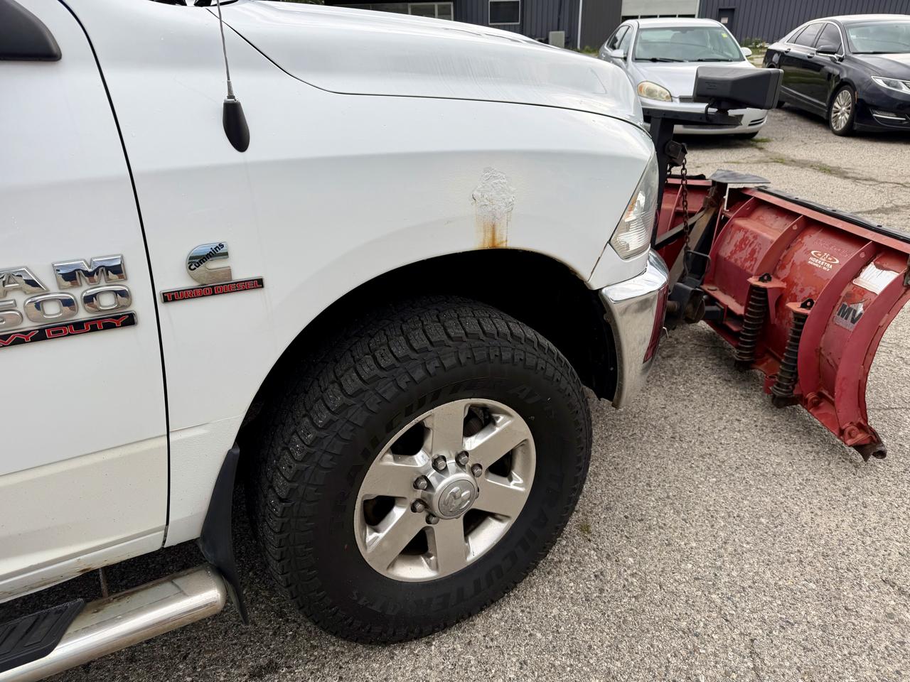 RAM 2500 SLT Crew Cab SWB 4WD 2015