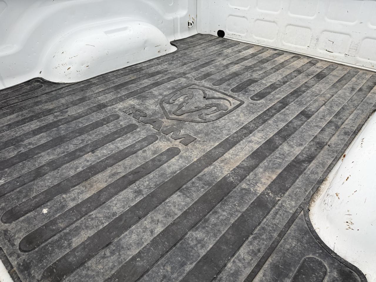 RAM 2500 SLT Crew Cab SWB 4WD 2015