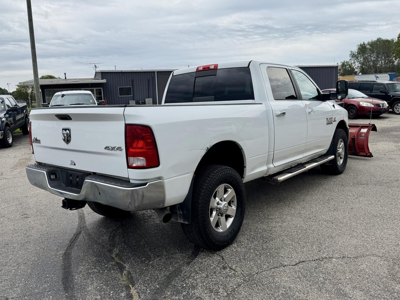 RAM 2500 SLT Crew Cab SWB 4WD 2015