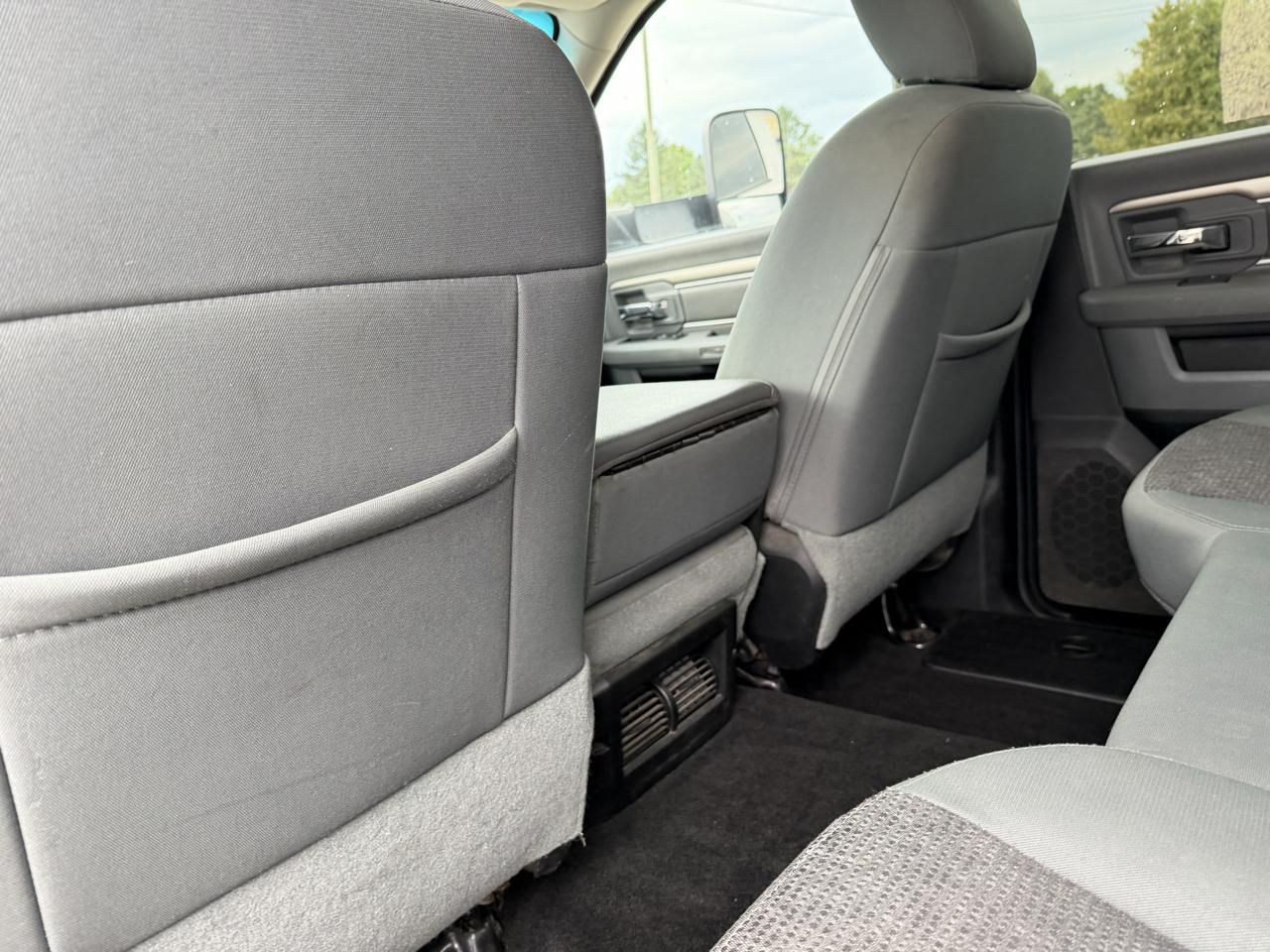 RAM 2500 SLT Crew Cab SWB 4WD 2015