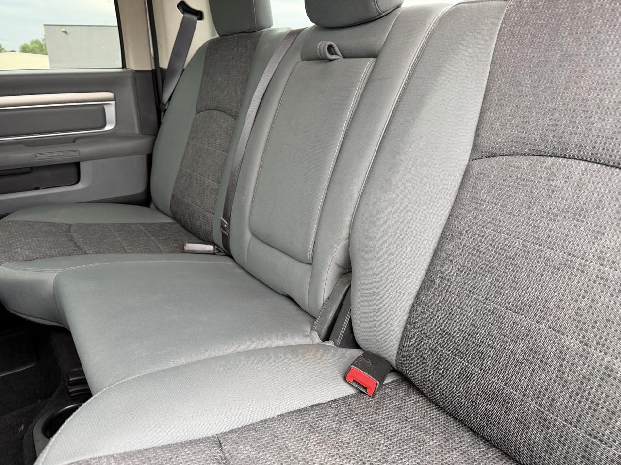 RAM 2500 SLT Crew Cab SWB 4WD 2015