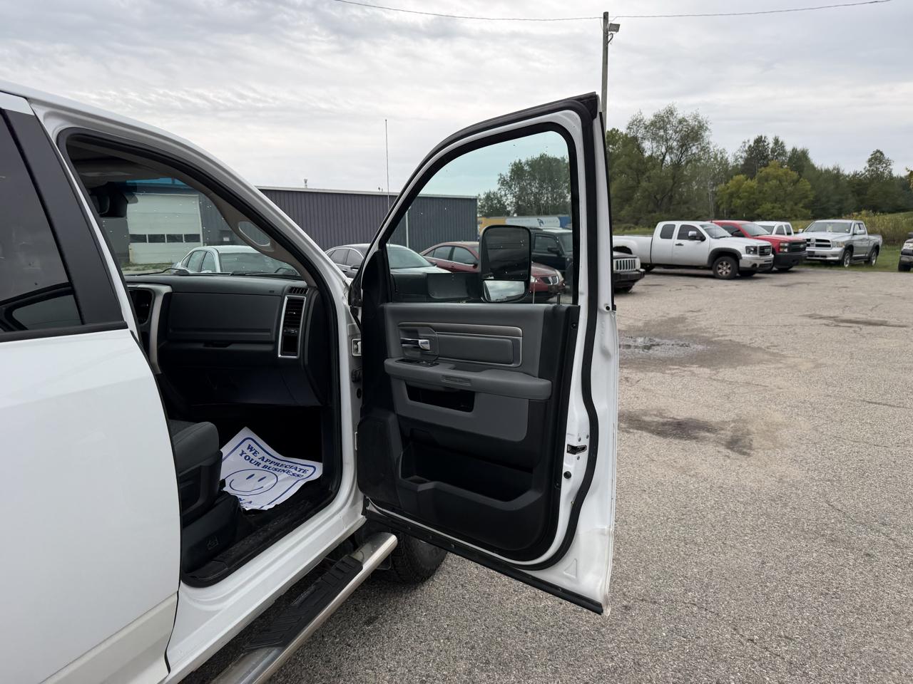RAM 2500 SLT Crew Cab SWB 4WD 2015