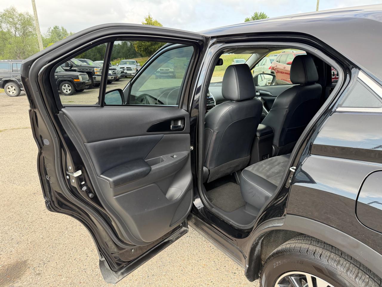 Mitsubishi Eclipse Cross SE AWD 2024