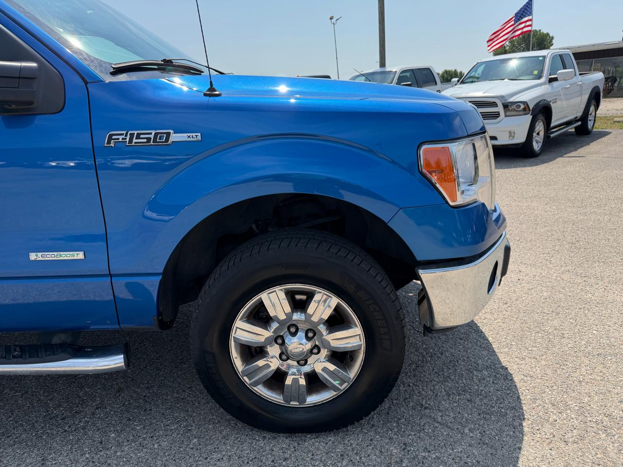Ford F-150 XL SuperCab 8-ft. Bed 4WD 2012