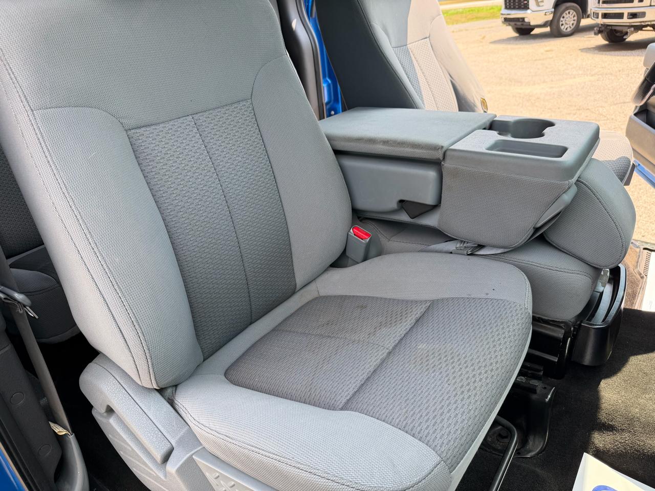 Ford F-150 XL SuperCab 8-ft. Bed 4WD 2012