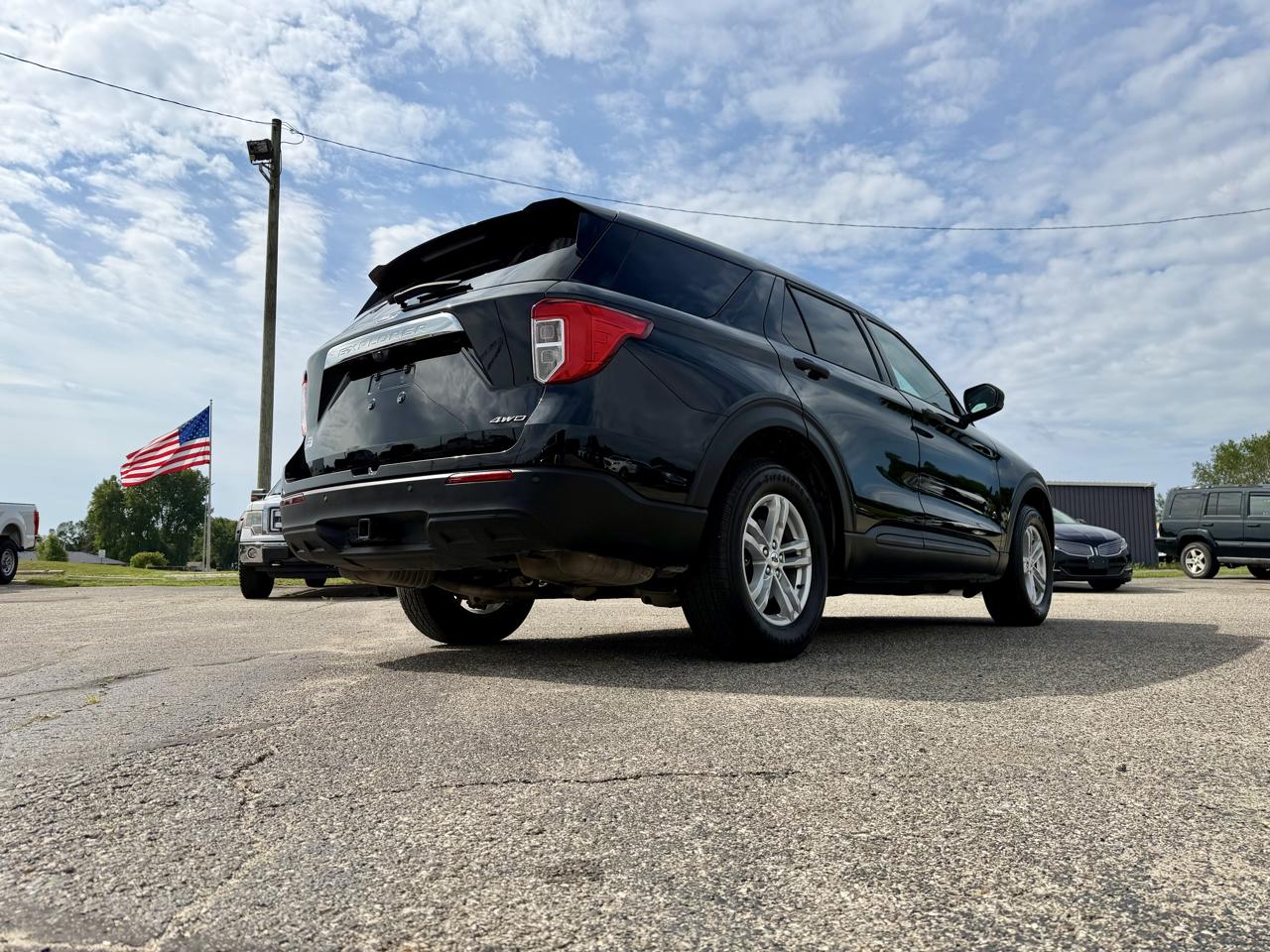 Ford Explorer Base AWD 2023