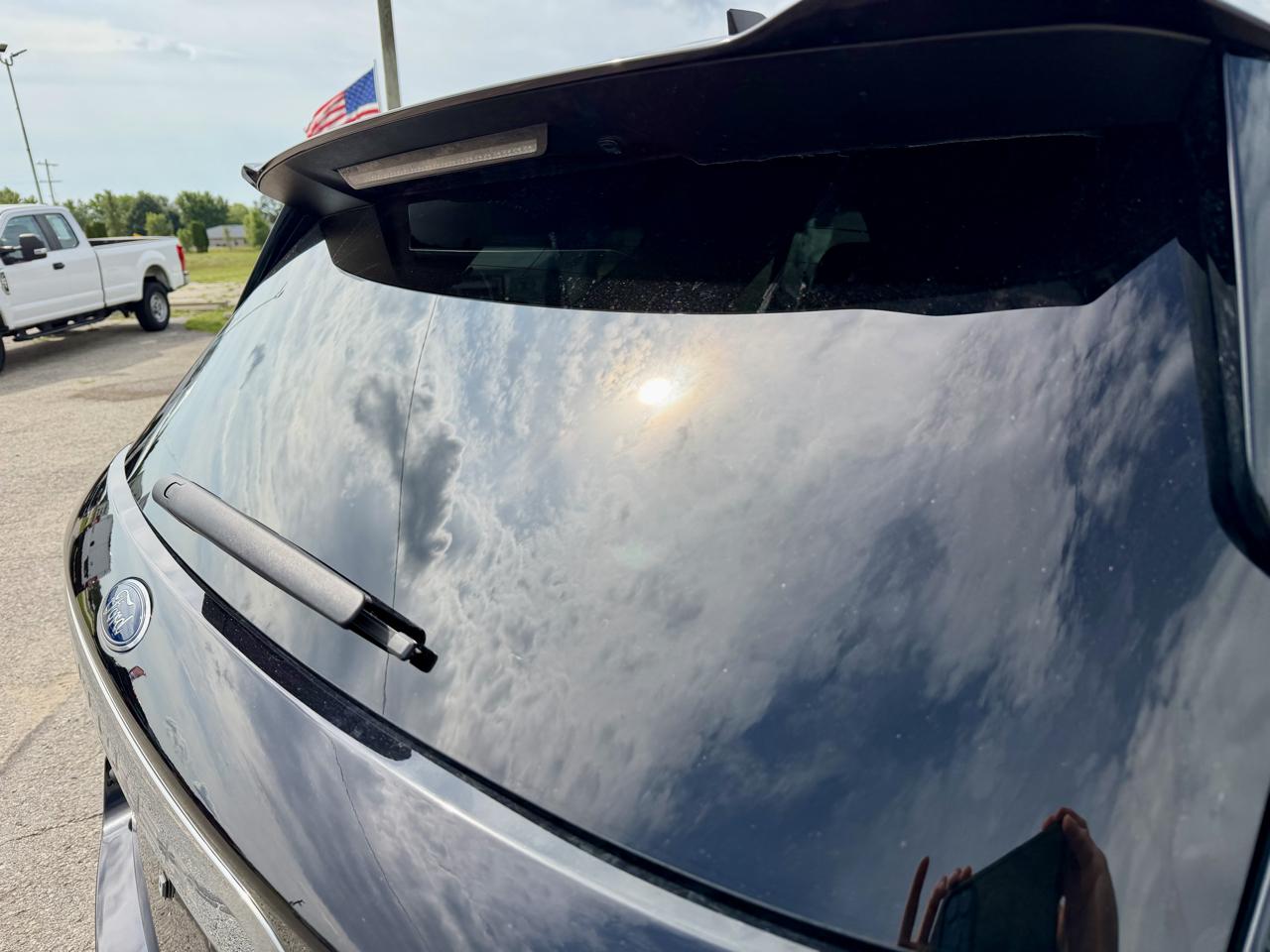 Ford Explorer Base AWD 2023
