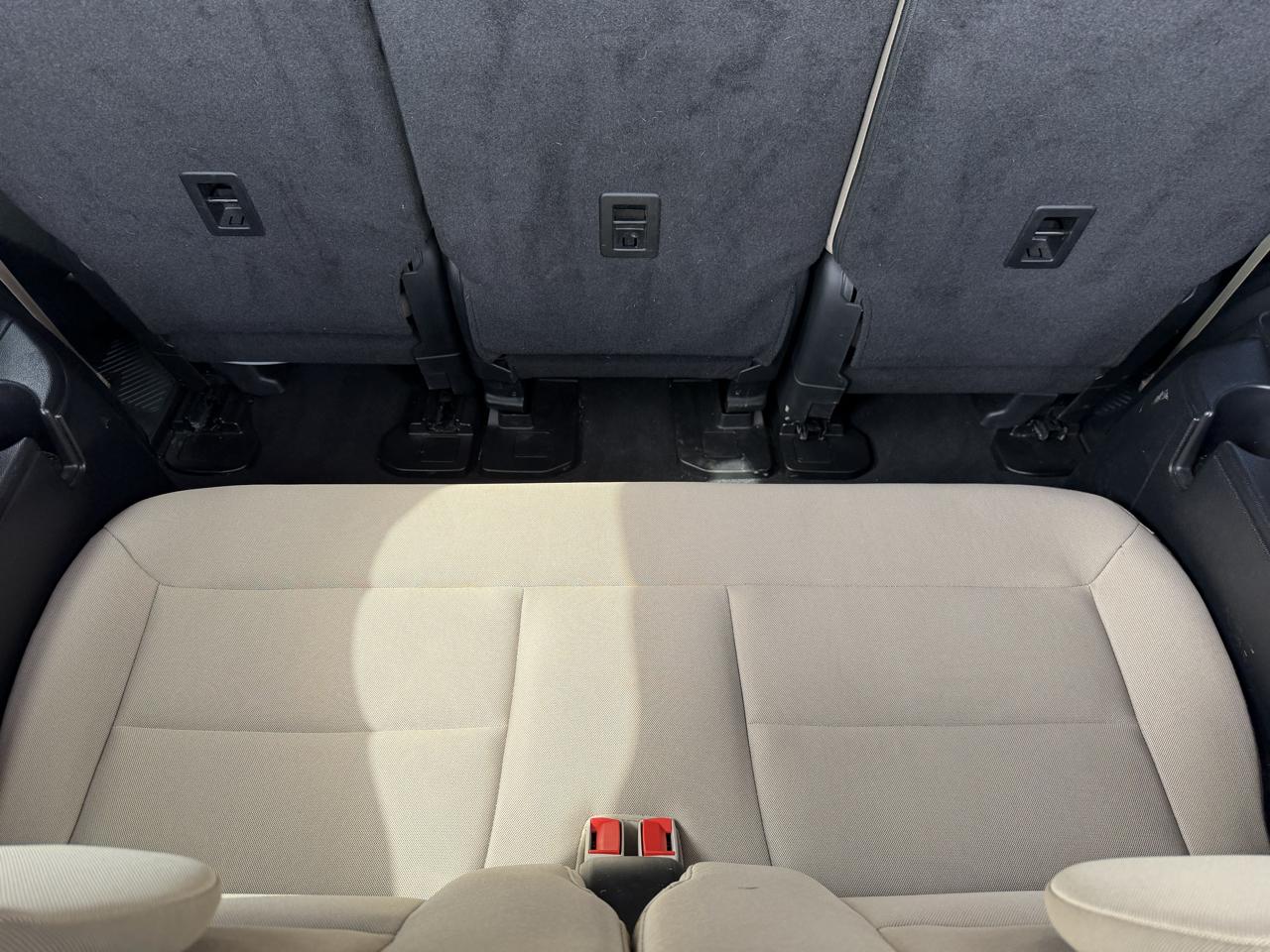 Ford Explorer Base AWD 2023