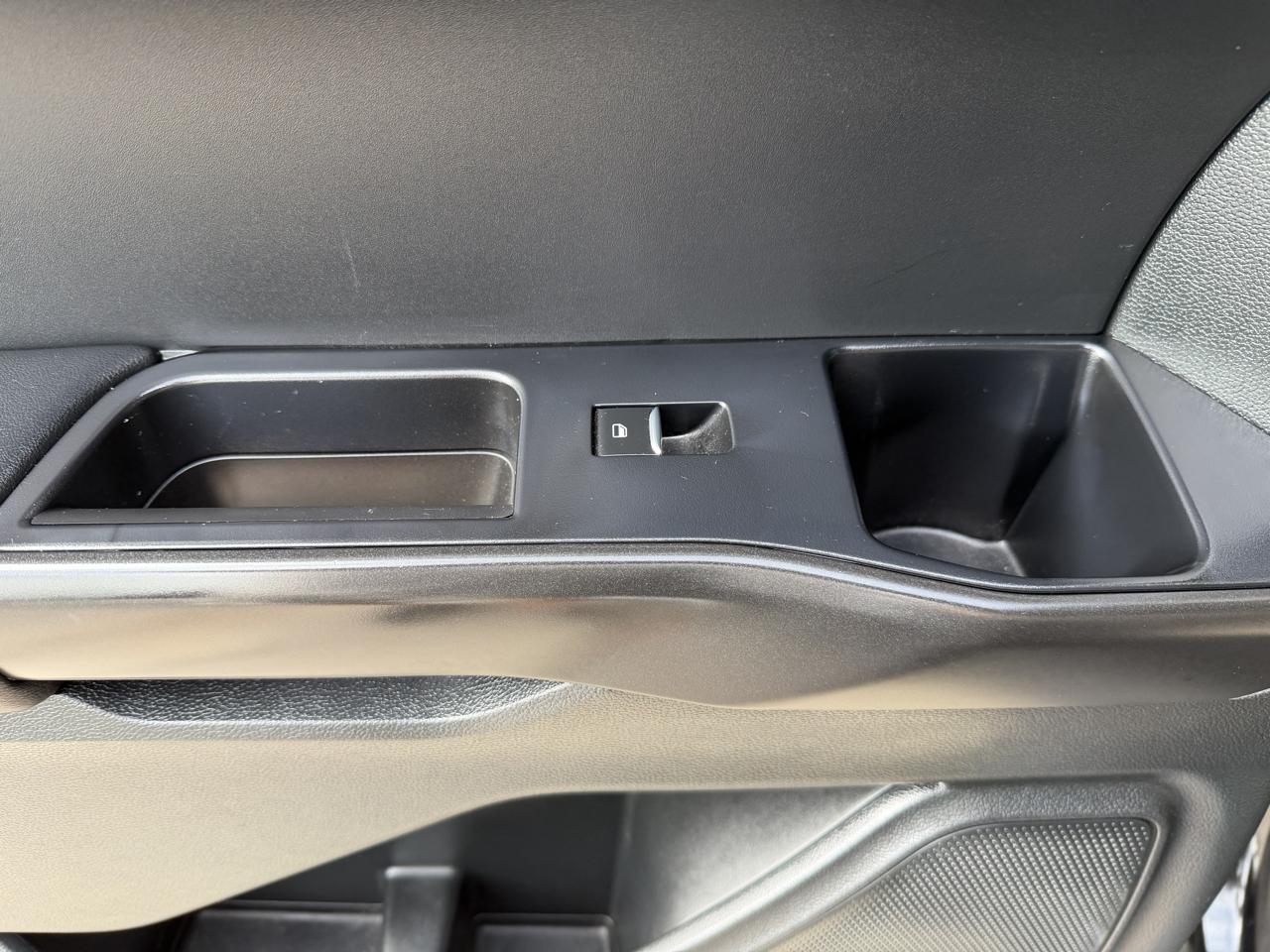 Ford Explorer Base AWD 2023