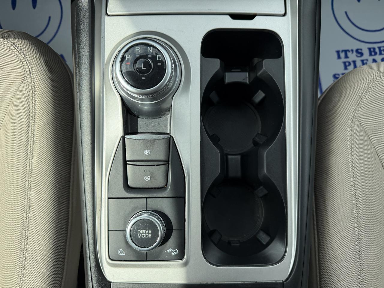 Ford Explorer Base AWD 2023