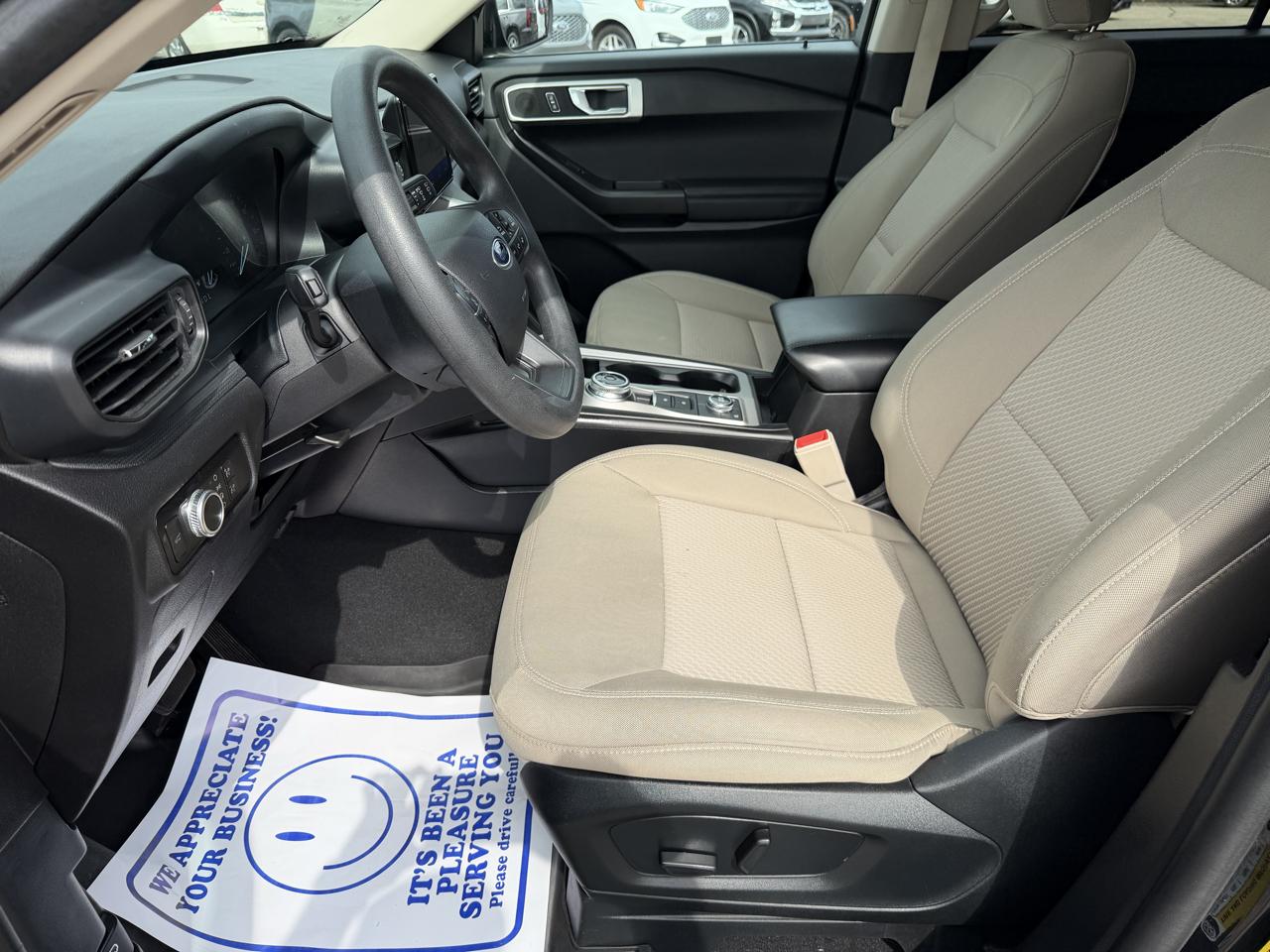 Ford Explorer Base AWD 2023