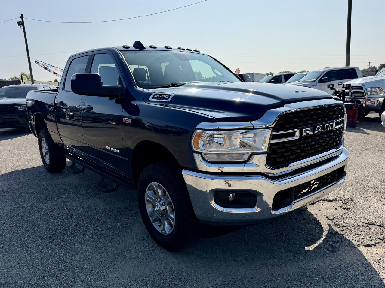 RAM 2500 Tradesman Crew Cab SWB 4WD 2022